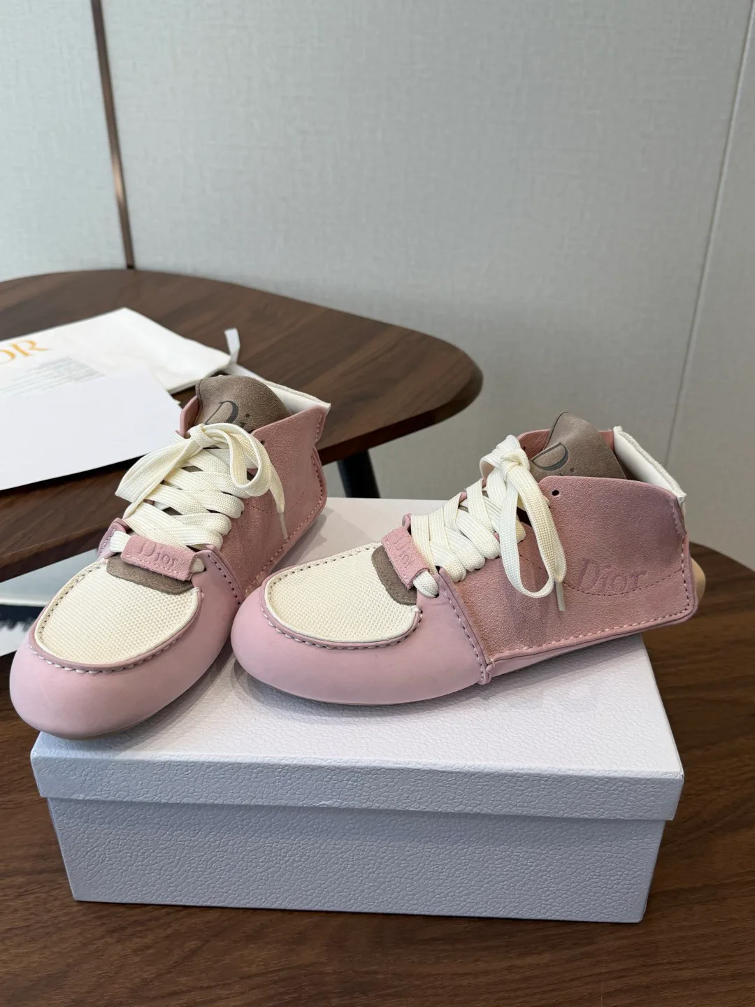 Women's Sneakers CHRISTIAN DIOR 18511640