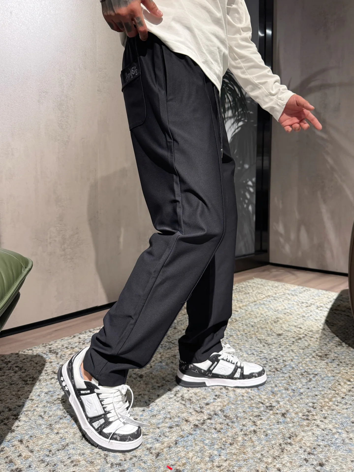 Men's Trousers COACH 18097697