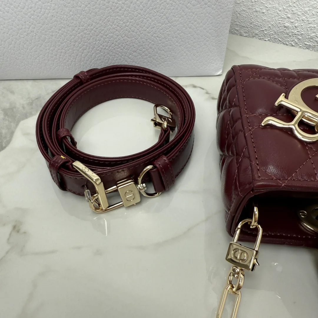 Women's Classic Handbags CHRISTIAN DIOR 17601428