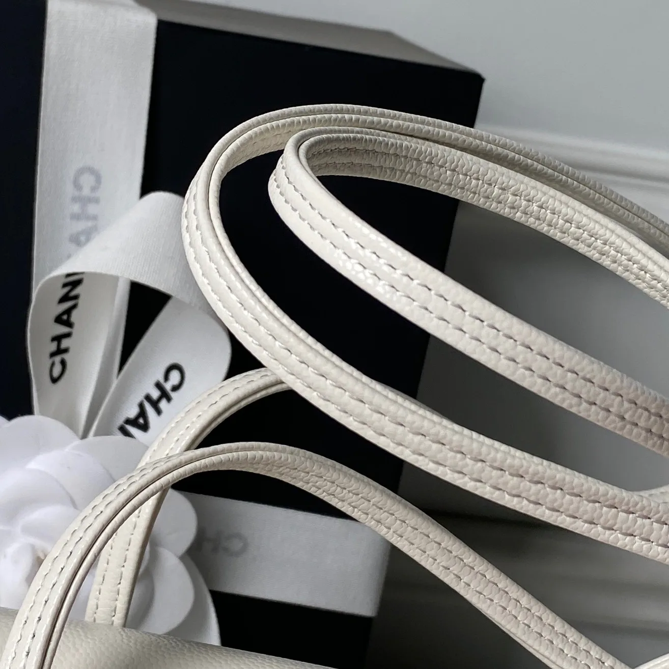 Women's Classic Handbags CHANEL 18207687