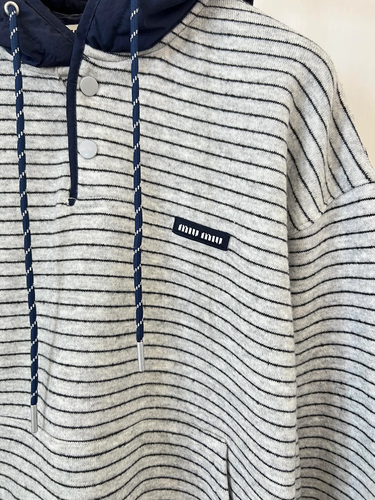 Men's Sweatshirts And Hoodies MIU MIU 18080575
