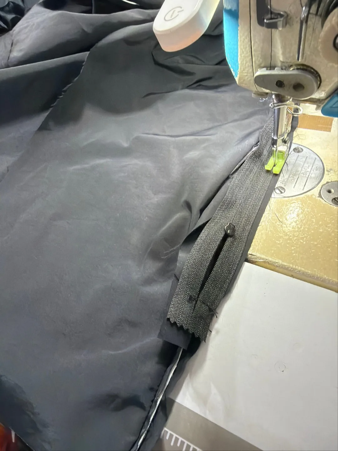 Men's Trousers BALENCIAGA 16991161