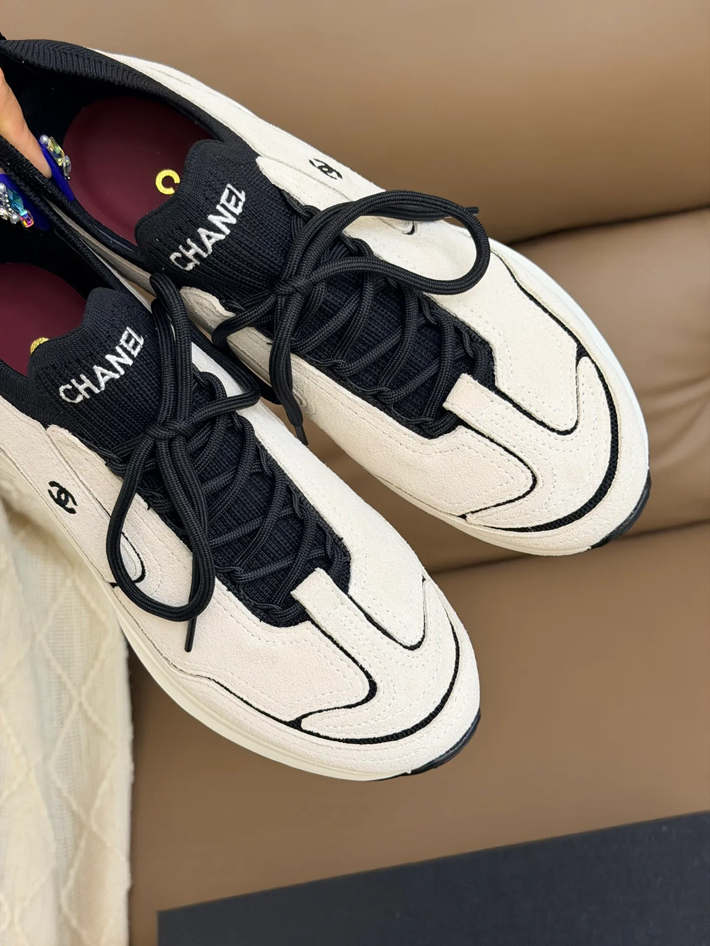 Women's Sneakers CHANEL 17510608