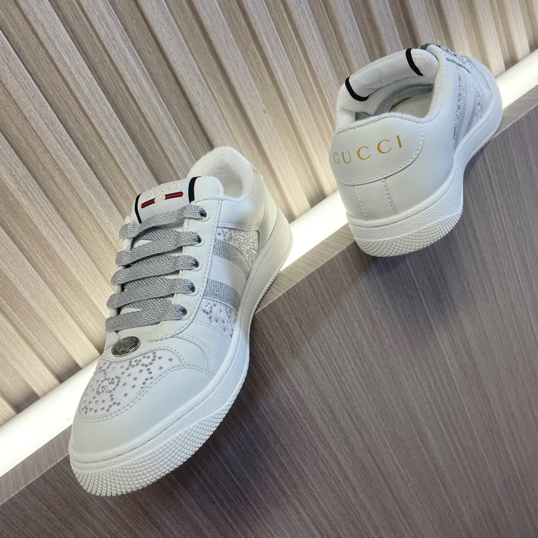 Women's Sneakers GUCCI 18011366