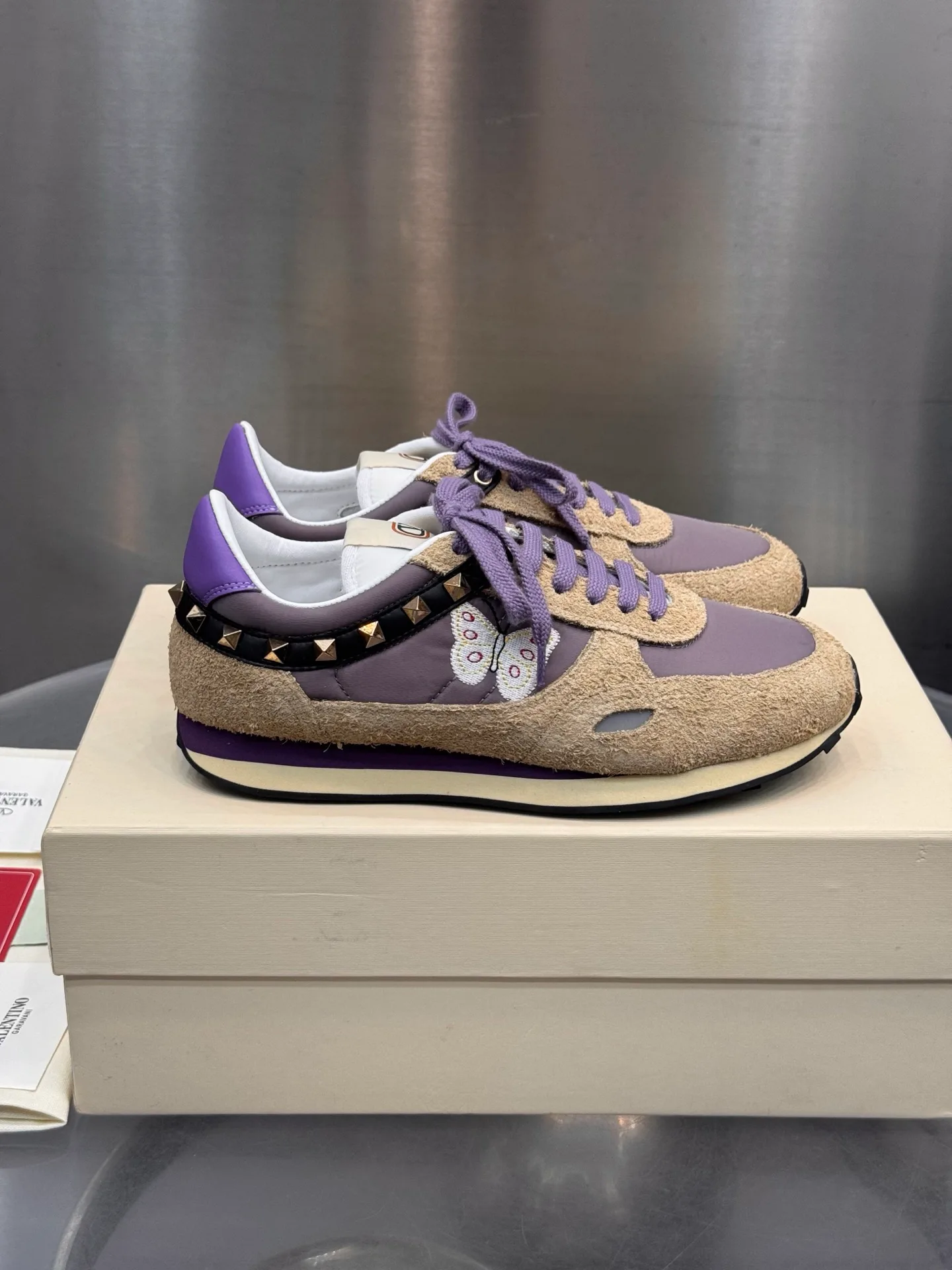Women's Sneakers VALENTINO 18202510