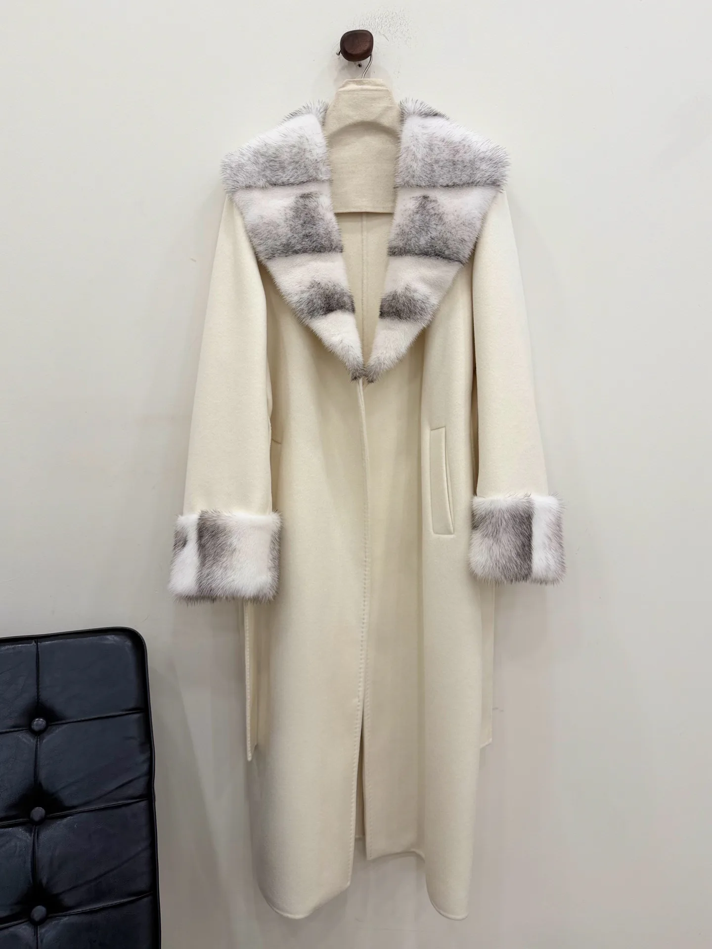 Women's Coats LORO PIANA 18326256