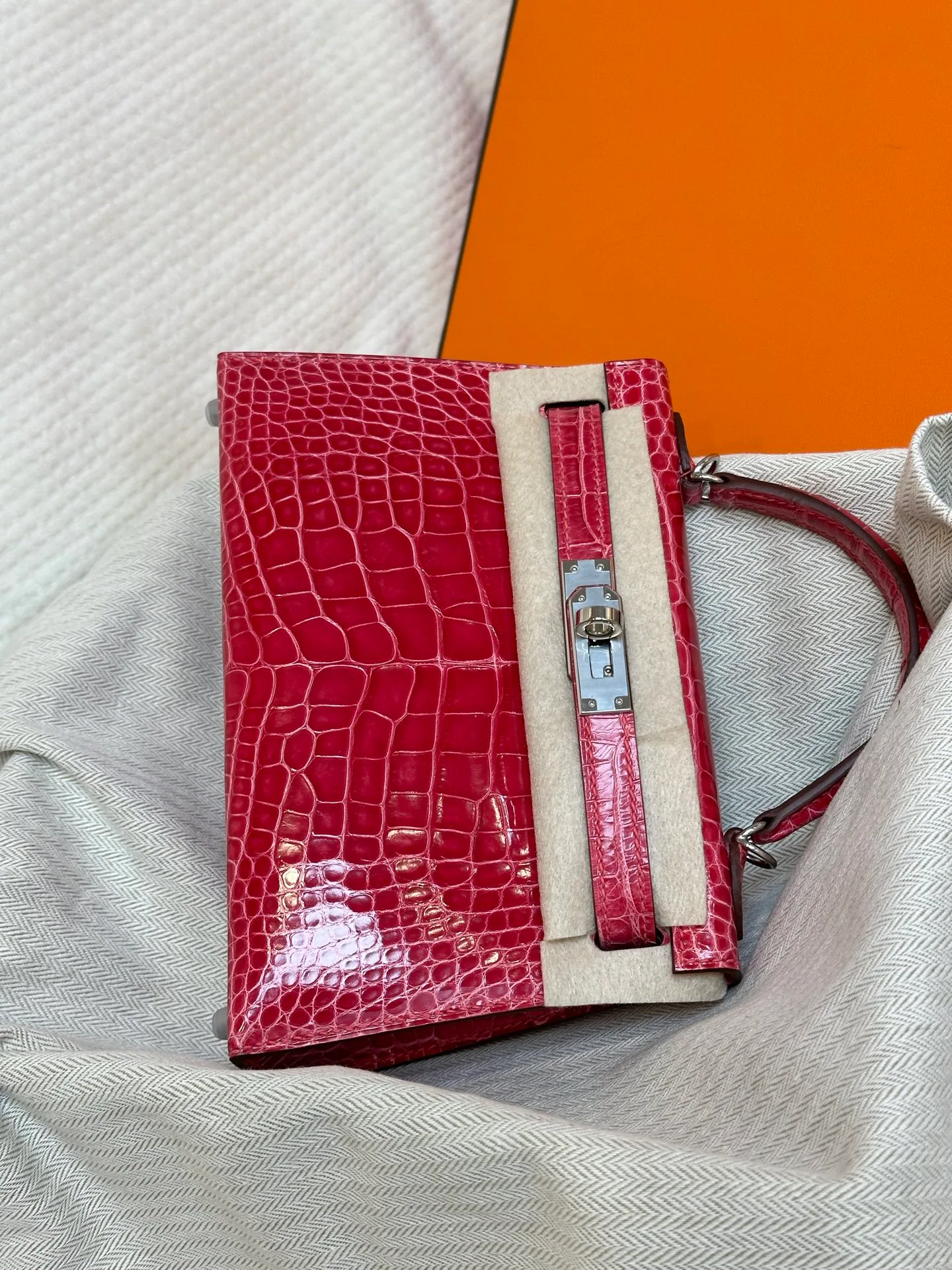 Women's Classic Handbags HERMES 18362074