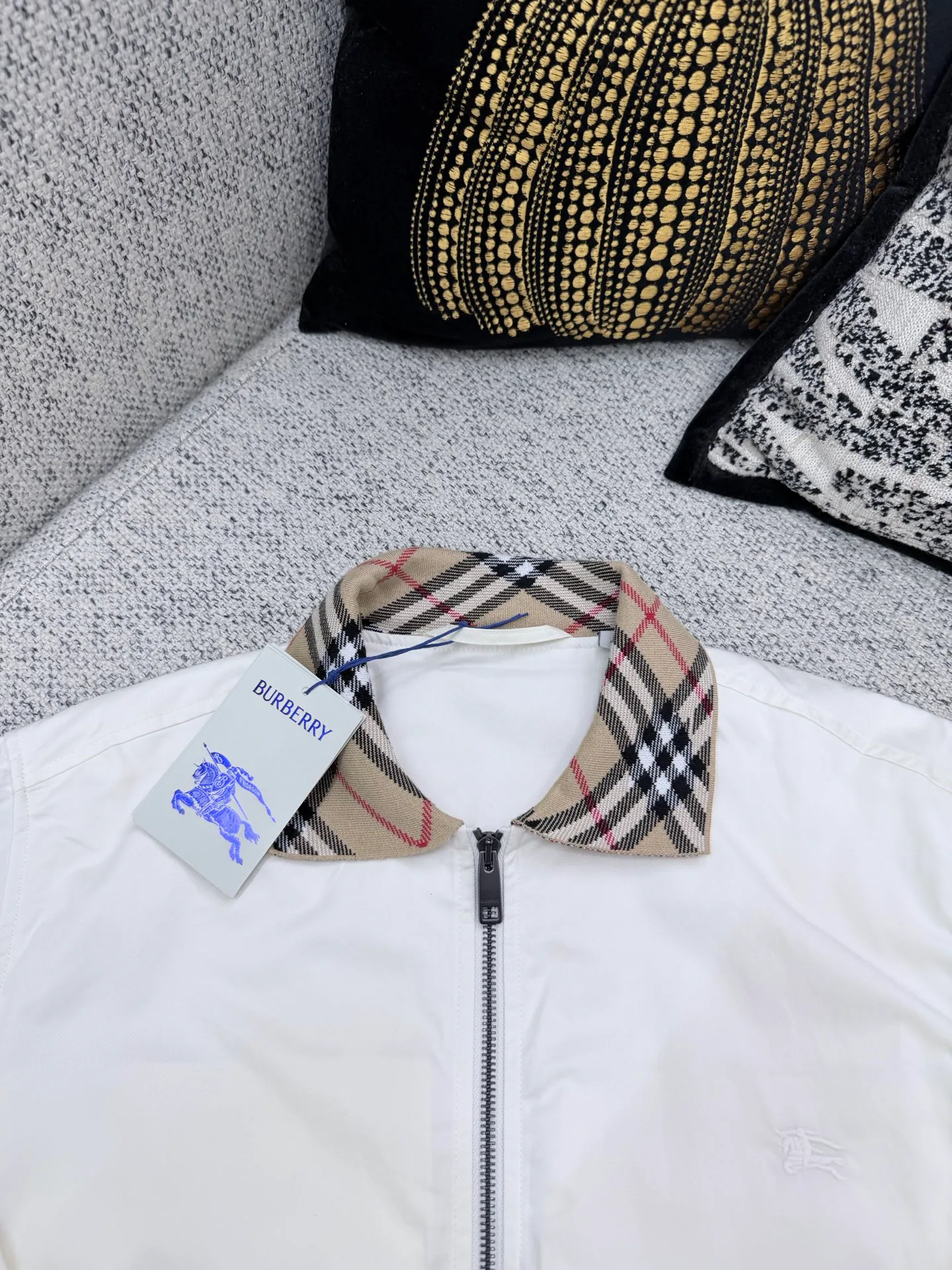 Men's Jackets And Down Jackets BURBERRY 18073967