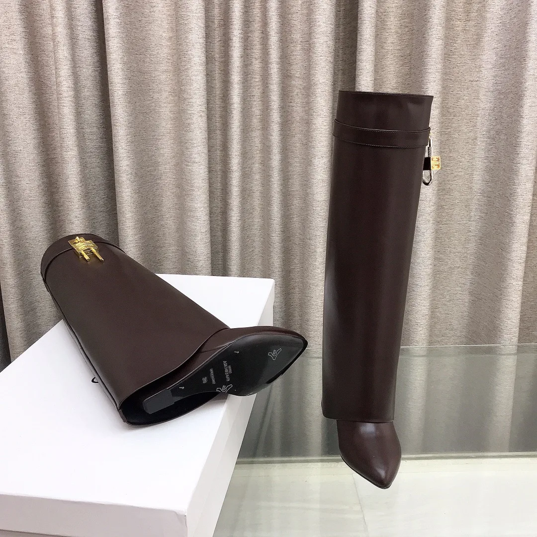 Women's Boots GIVENCHY 18294523