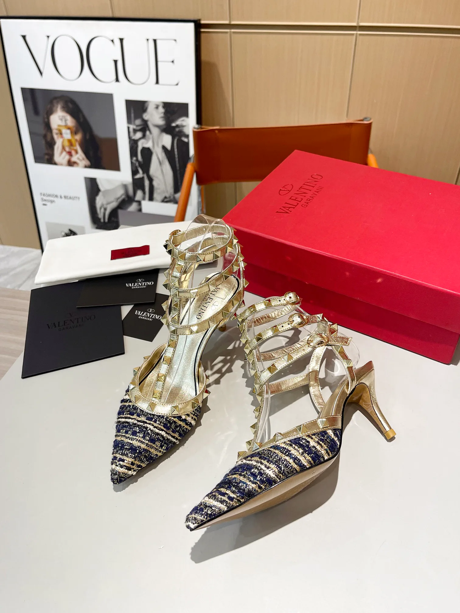 Women's Heels VALENTINO 17956802
