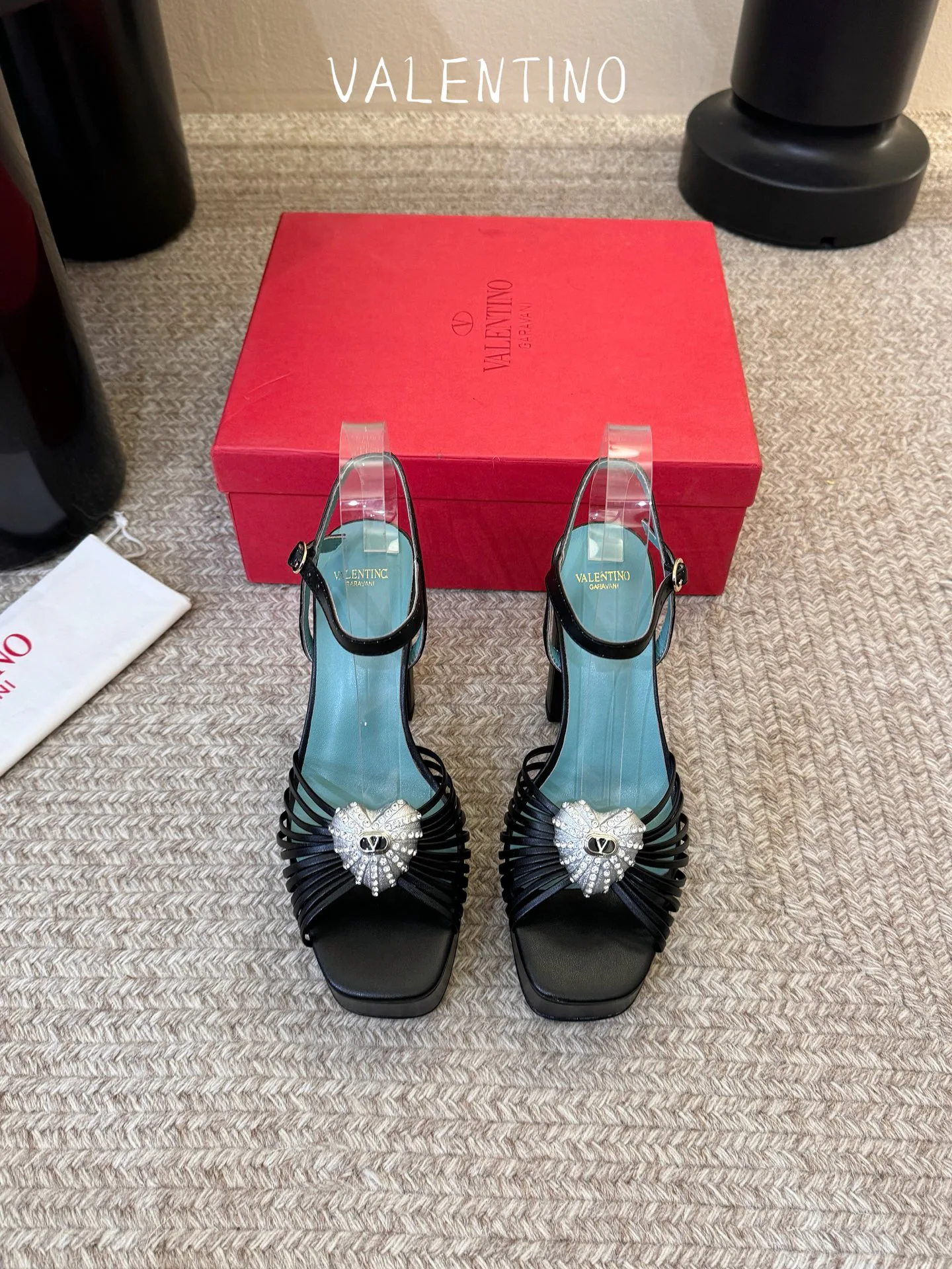 Women's Open-Toe Sandals VALENTINO 17281535