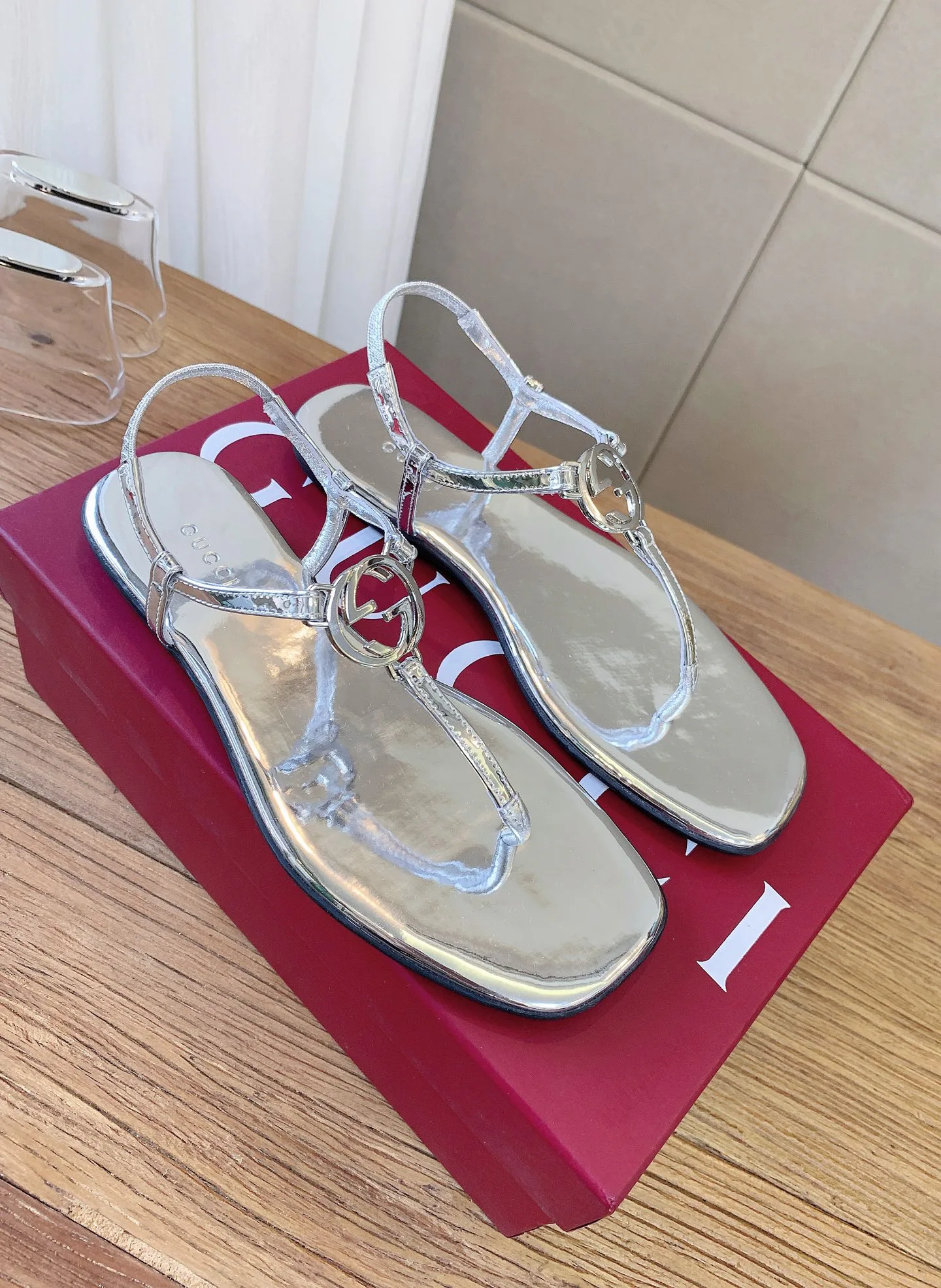 Women's Open-Toe Sandals GUCCI 16942043