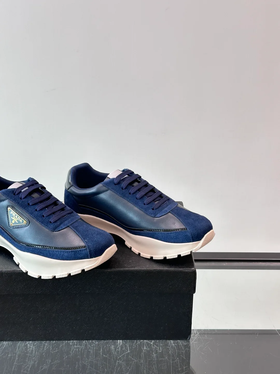 Men's Sneakers PRADA 18500609