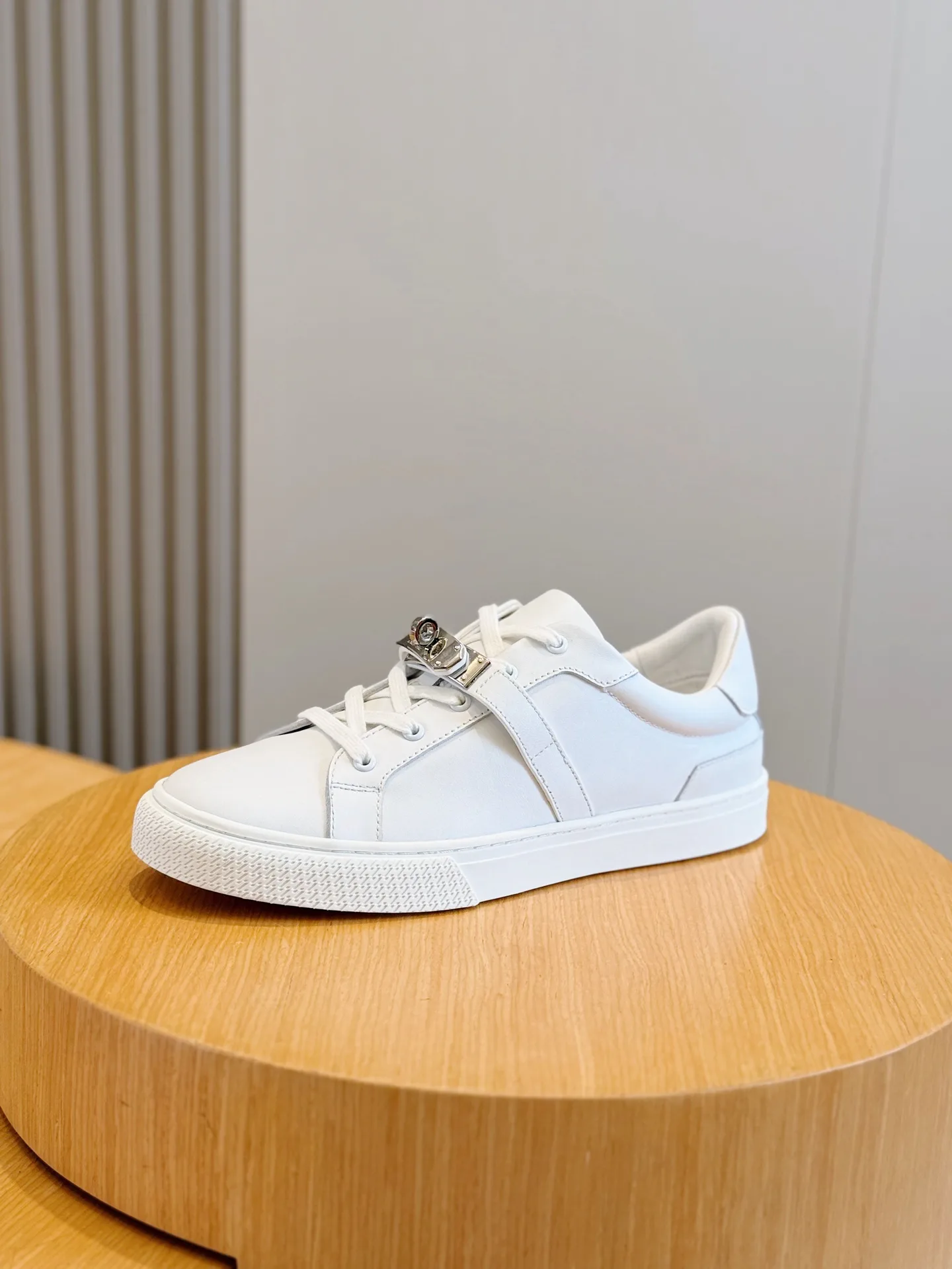 Men's Sneakers HERMES 17933940