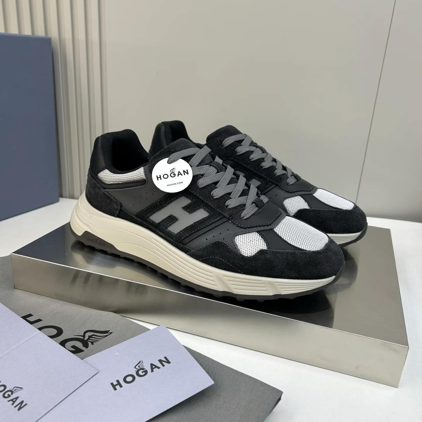 Men's Sneakers HOGAN 17280336