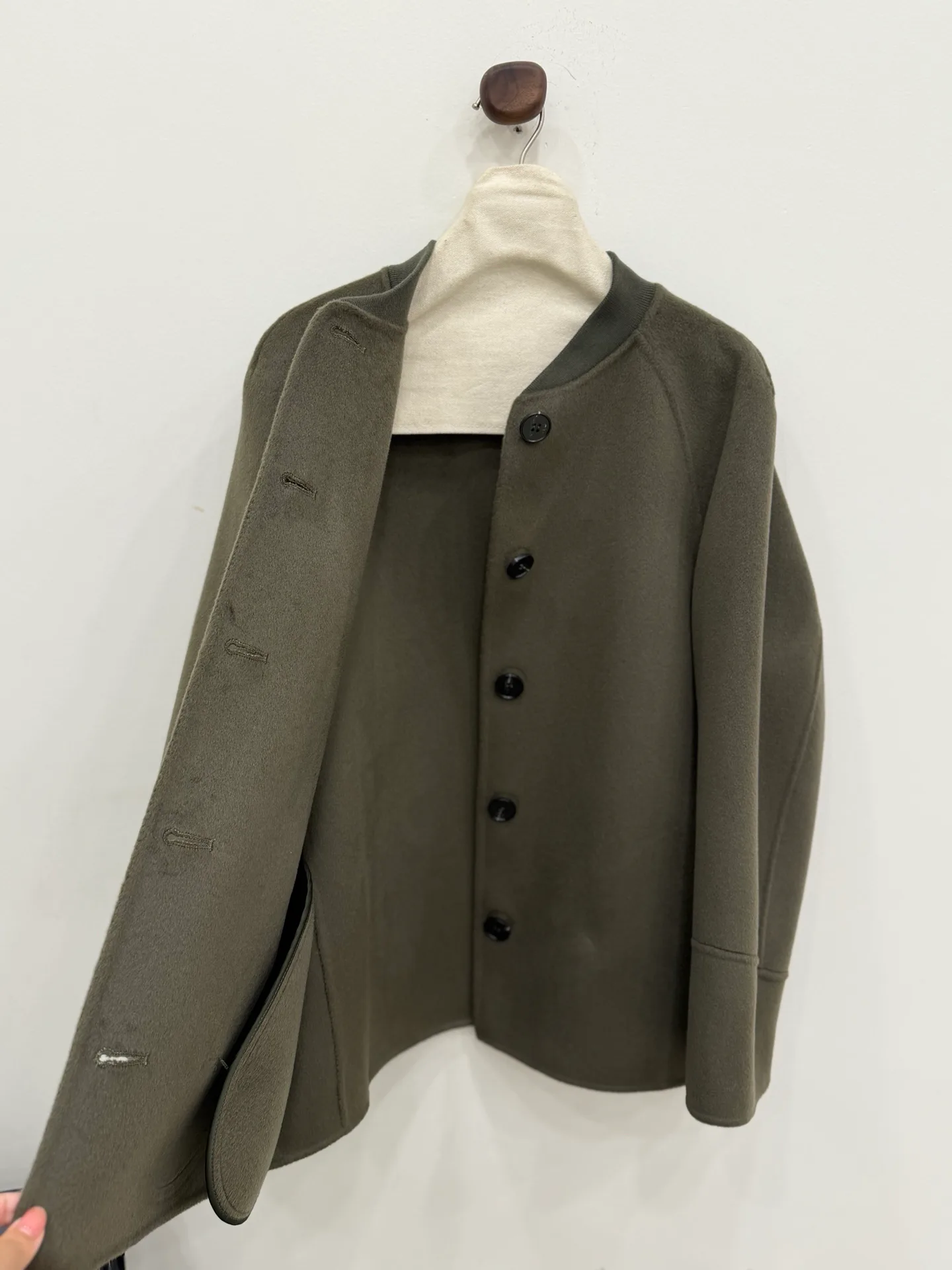 Women's Jumpers And Sweaters LORO PIANA 18128202