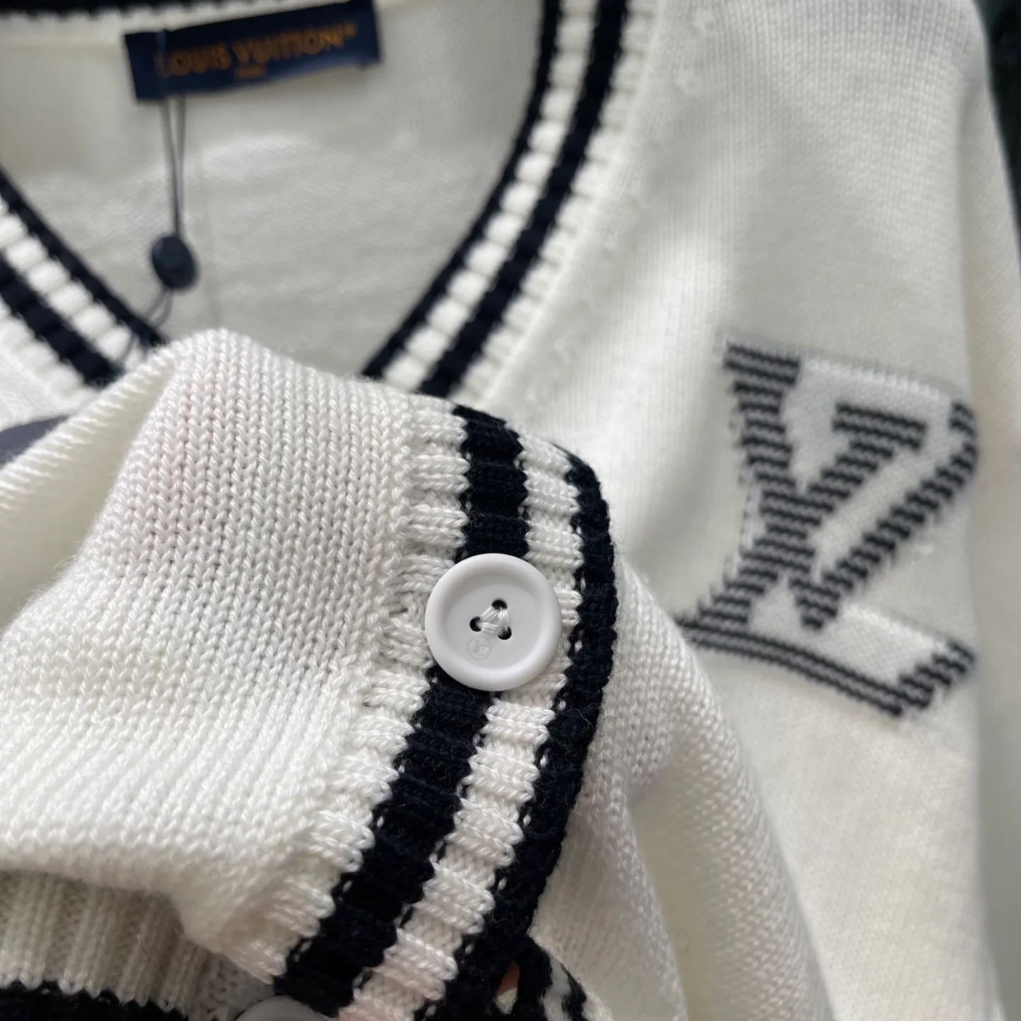 Women's Jumpers And Sweaters LOUIS VUITTON 18435285