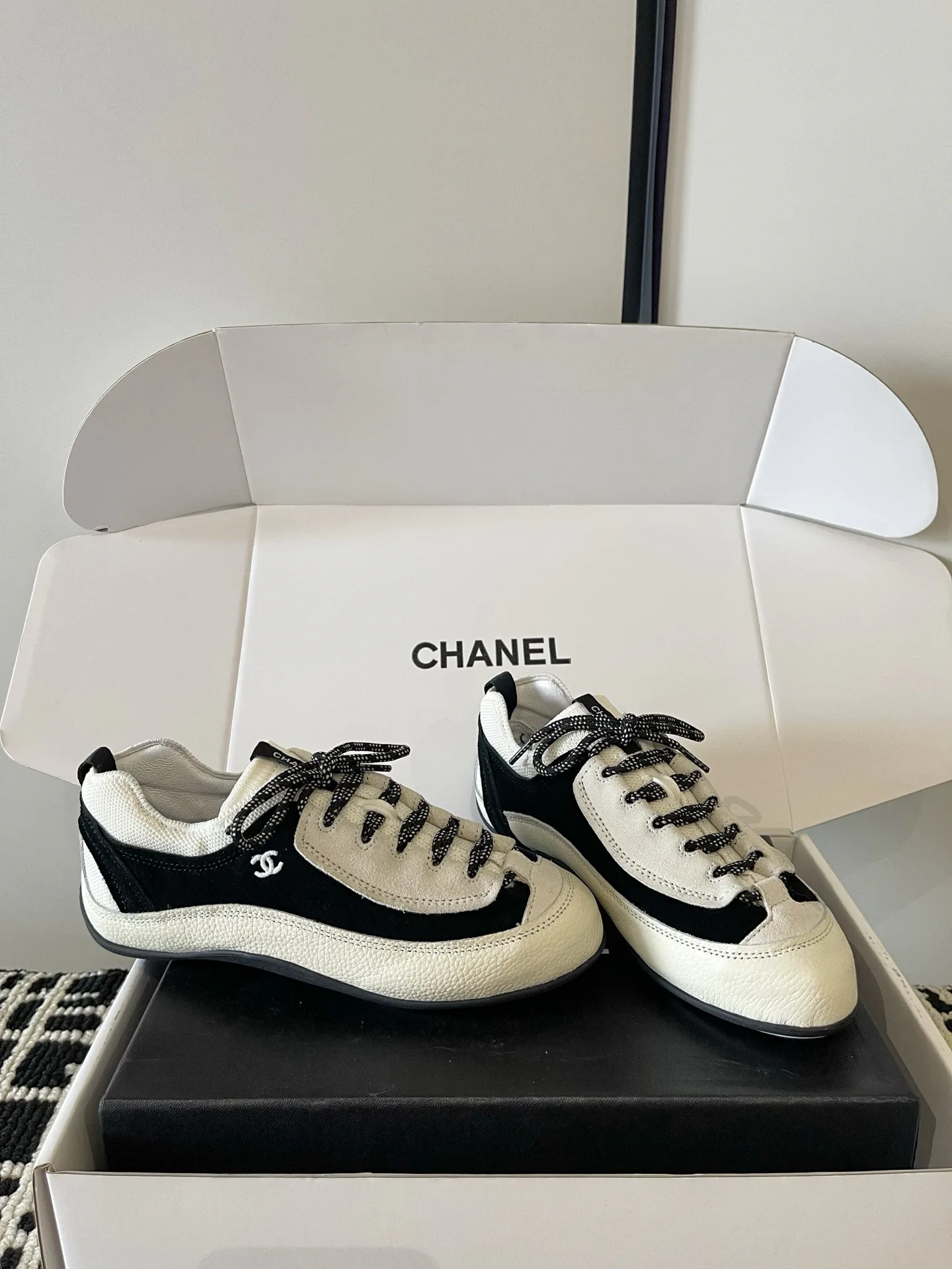 Women's Sneakers CHANEL 17866982