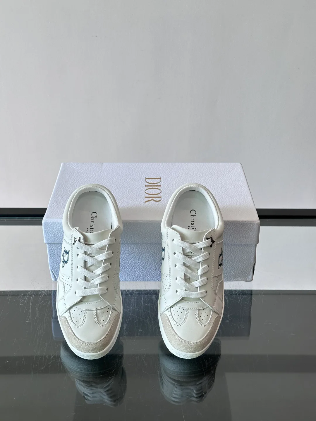 Women's Sneakers CHRISTIAN DIOR 18102609