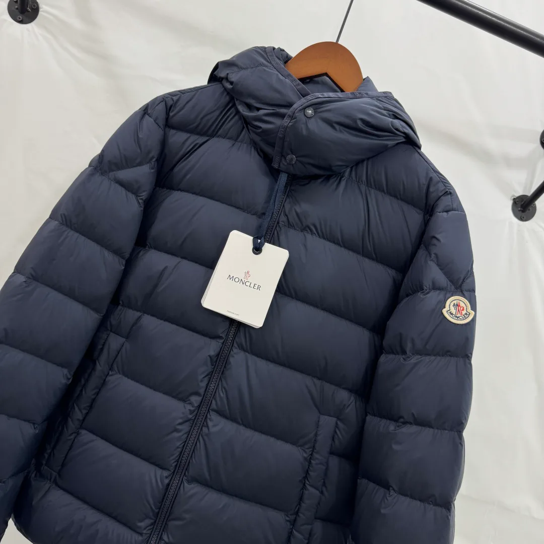 Men's Jackets And Down Jackets MONCLER 17827393