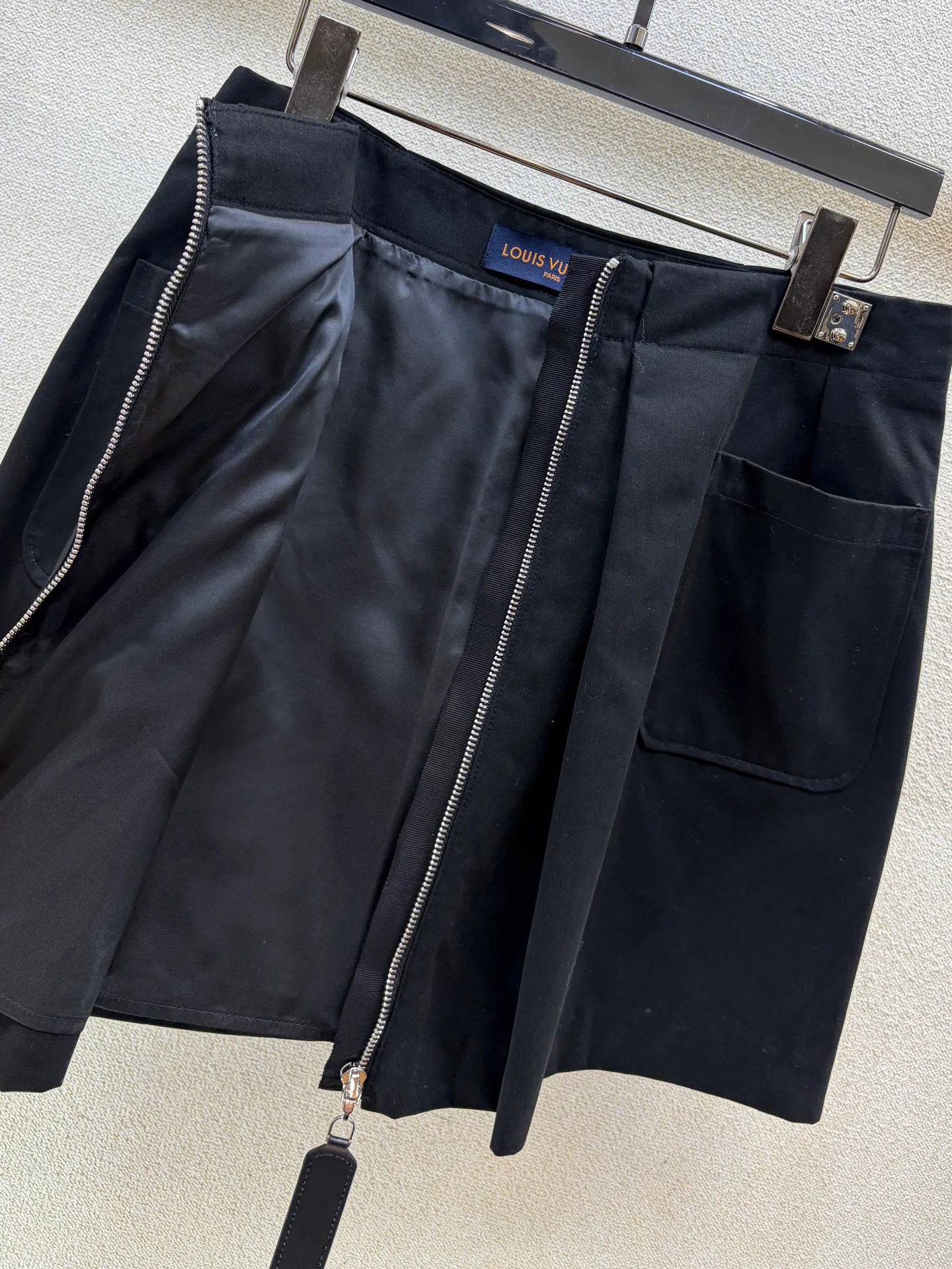 Women's Skirts LOUIS VUITTON 18506594