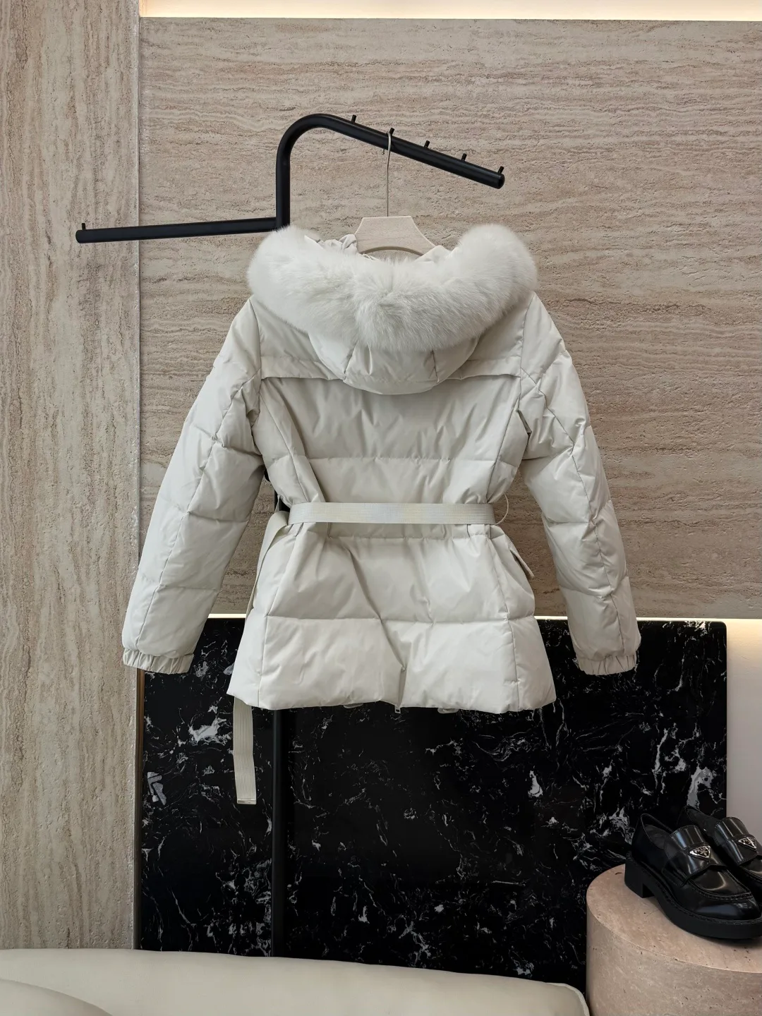 Куртки И Пуховики Женские Prada 18639869