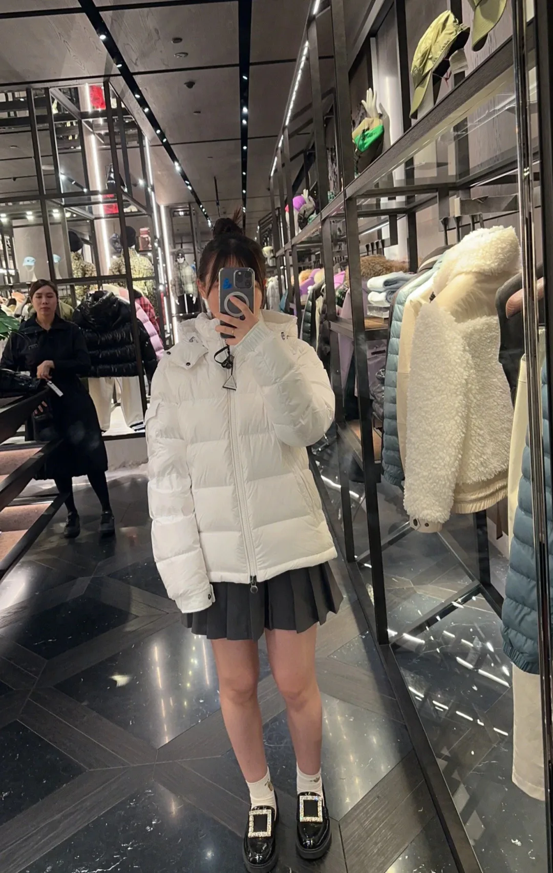 Men's Jackets And Down Jackets MONCLER 17974936