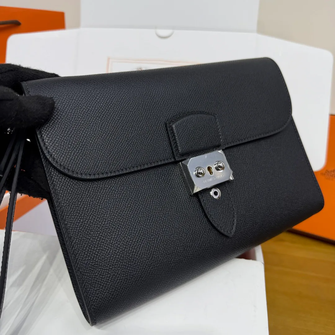 Women's Clutches HERMES 18077364