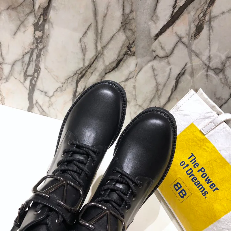 Ботинки Женские Valentino 18616596