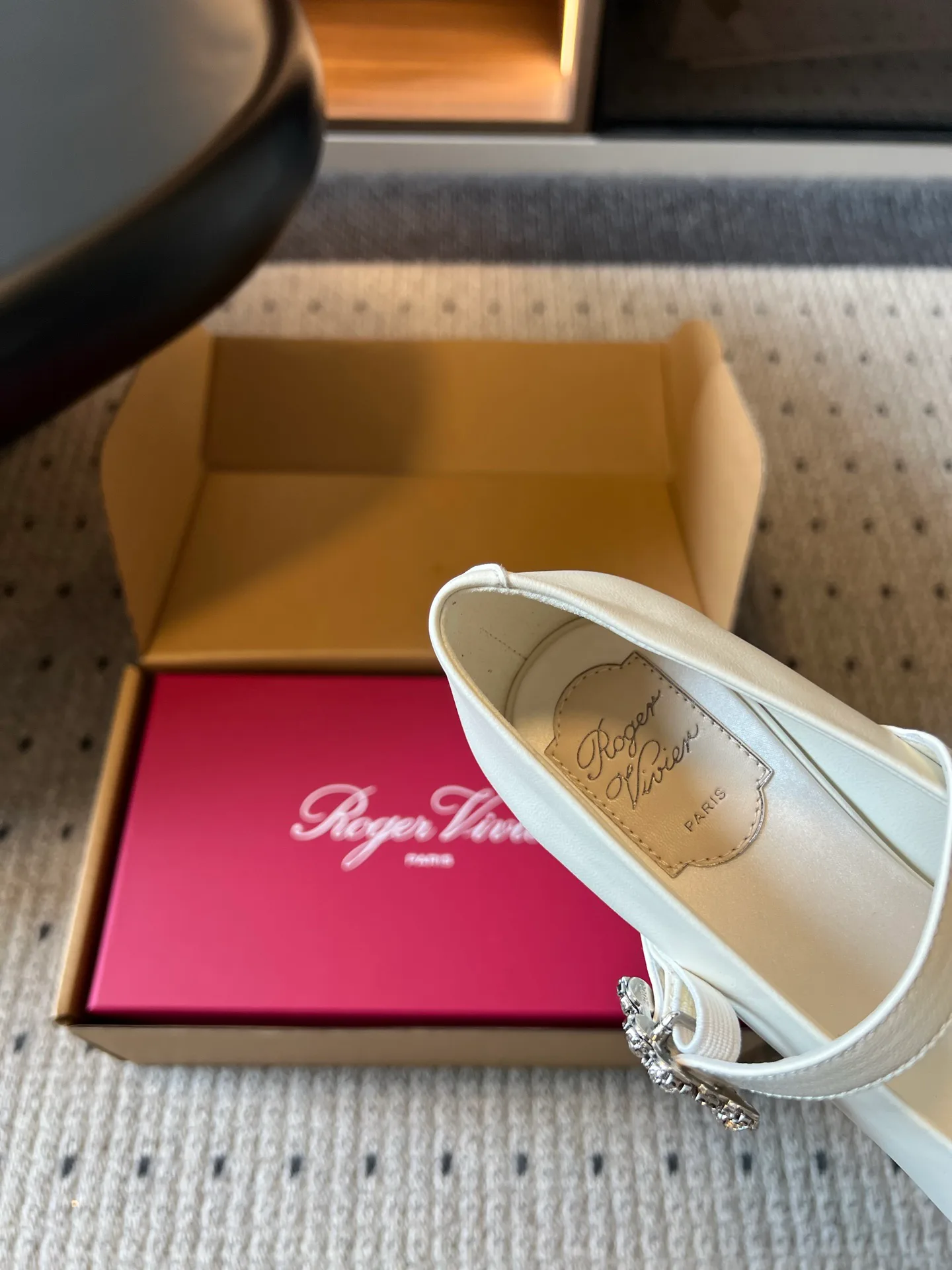 Women's Heels ROGER VIVIER 17860671