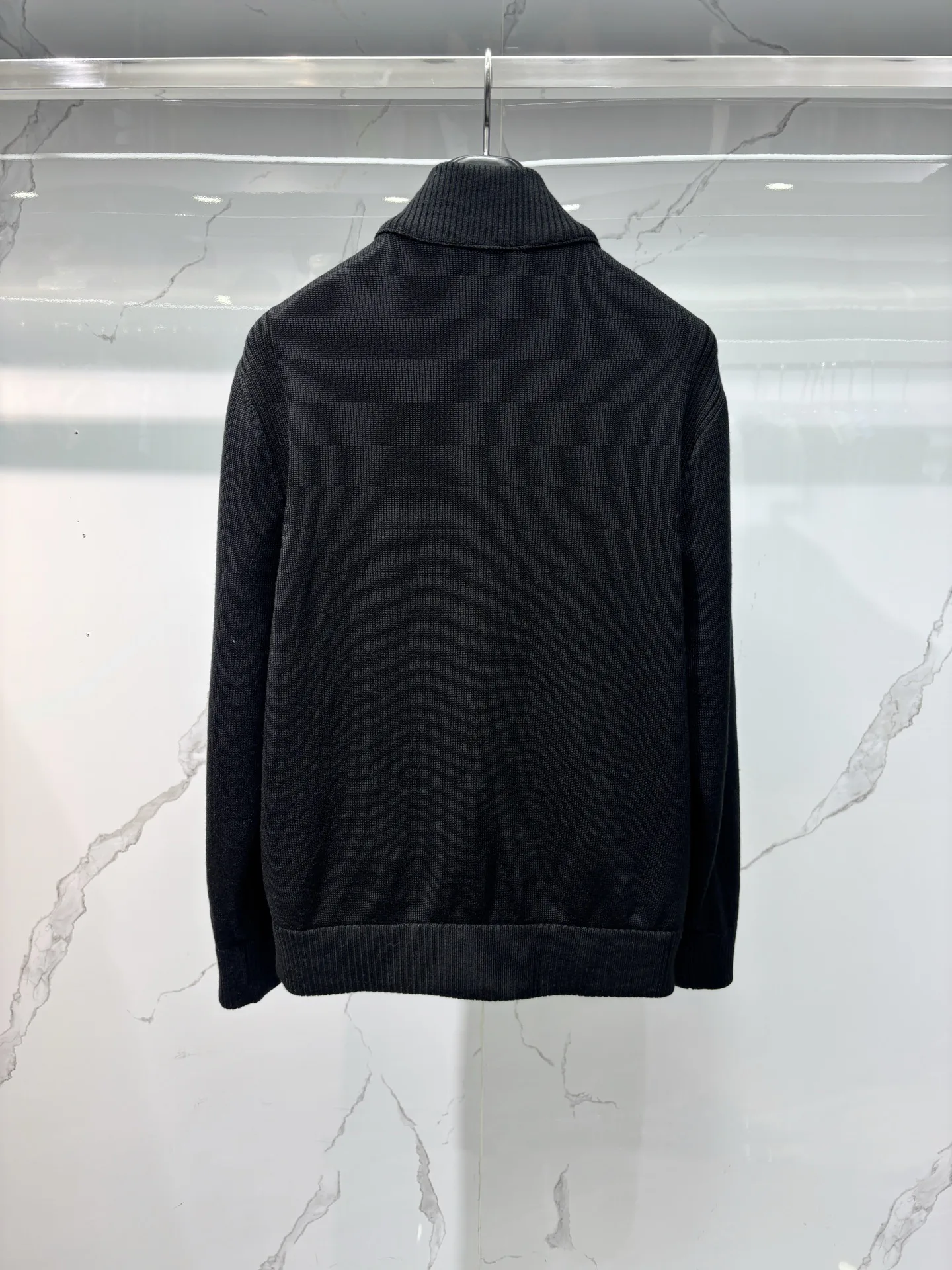 Women's Jackets And Down Jackets MONCLER 18386602