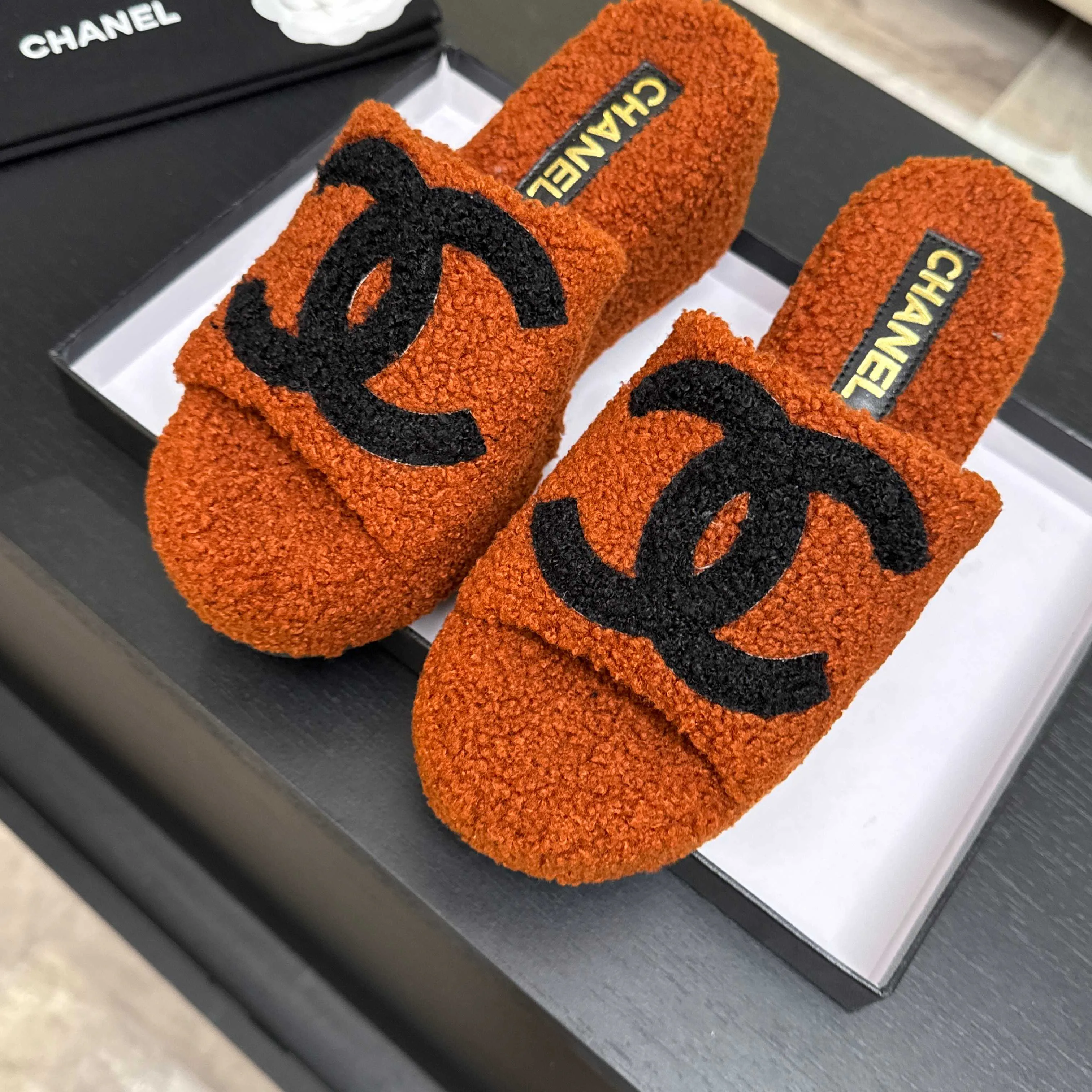 Women's Slippers CHANEL 18501002