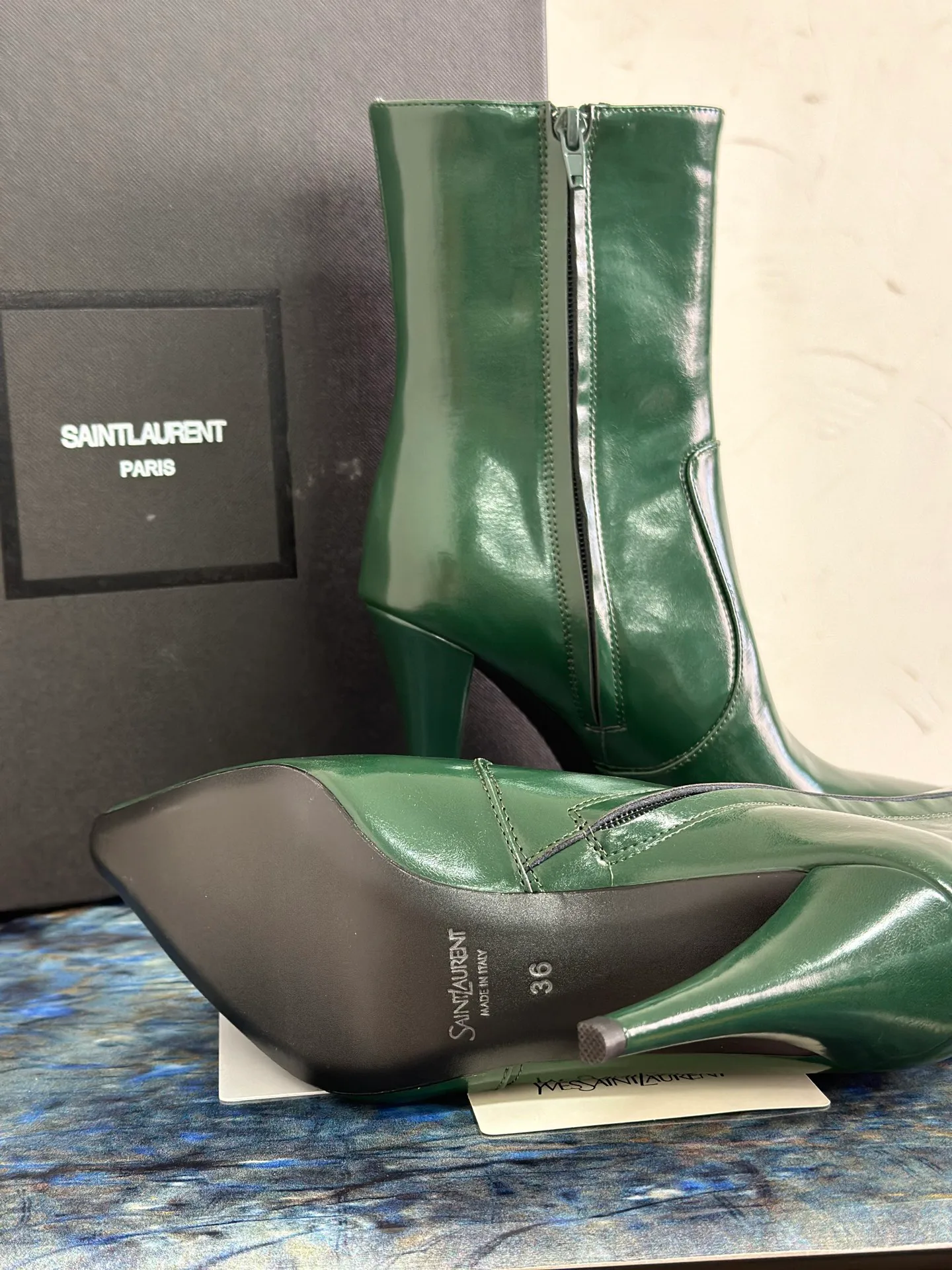 Women's Booties SAINT LAURENT 17918131