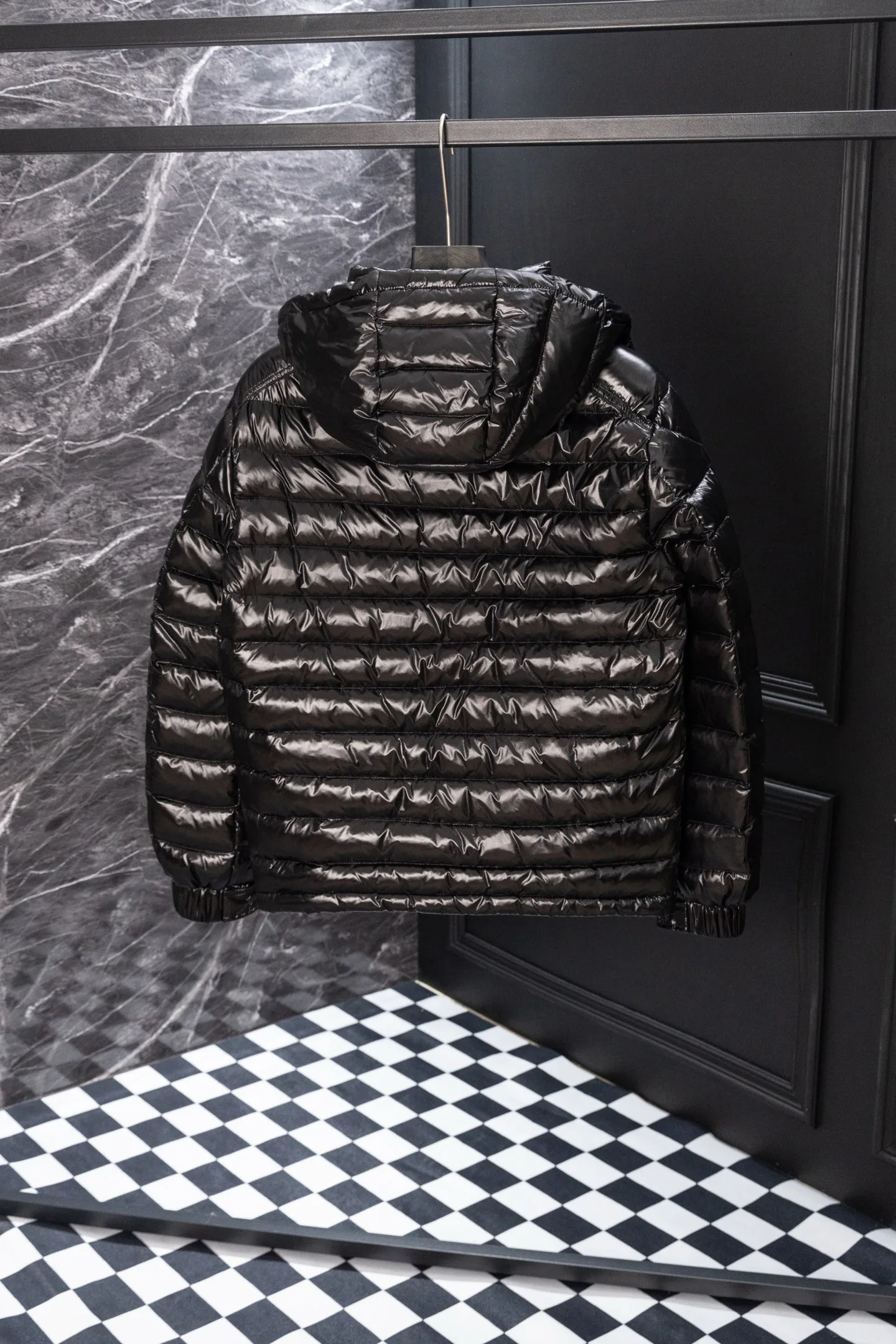 Men's Jackets And Down Jackets MONCLER 18507212