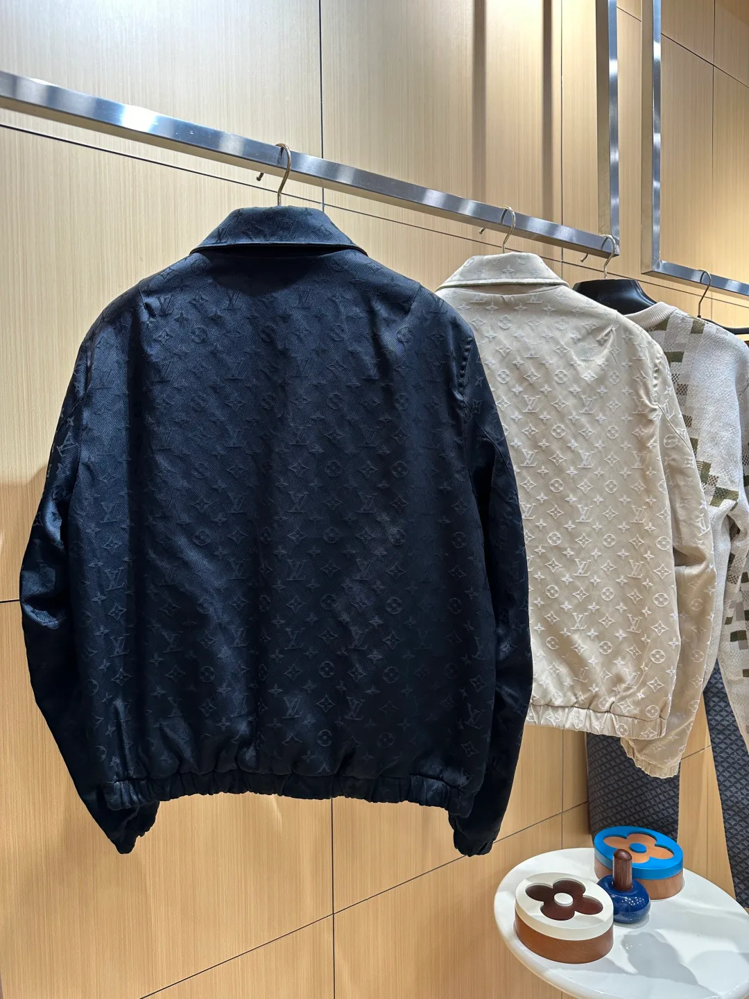 Men's Jackets And Down Jackets LOUIS VUITTON 17802540