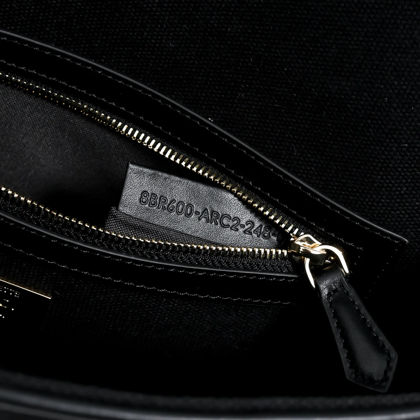 Women's Classic Handbags FENDI 18004259