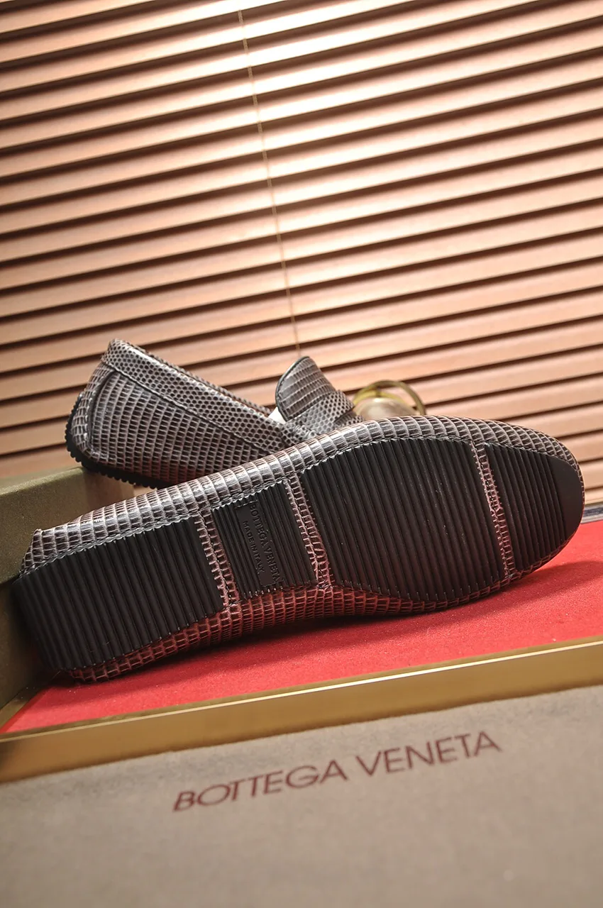 Men's Loafers And Dress Shoes BOTTEGA VENETA 18262200