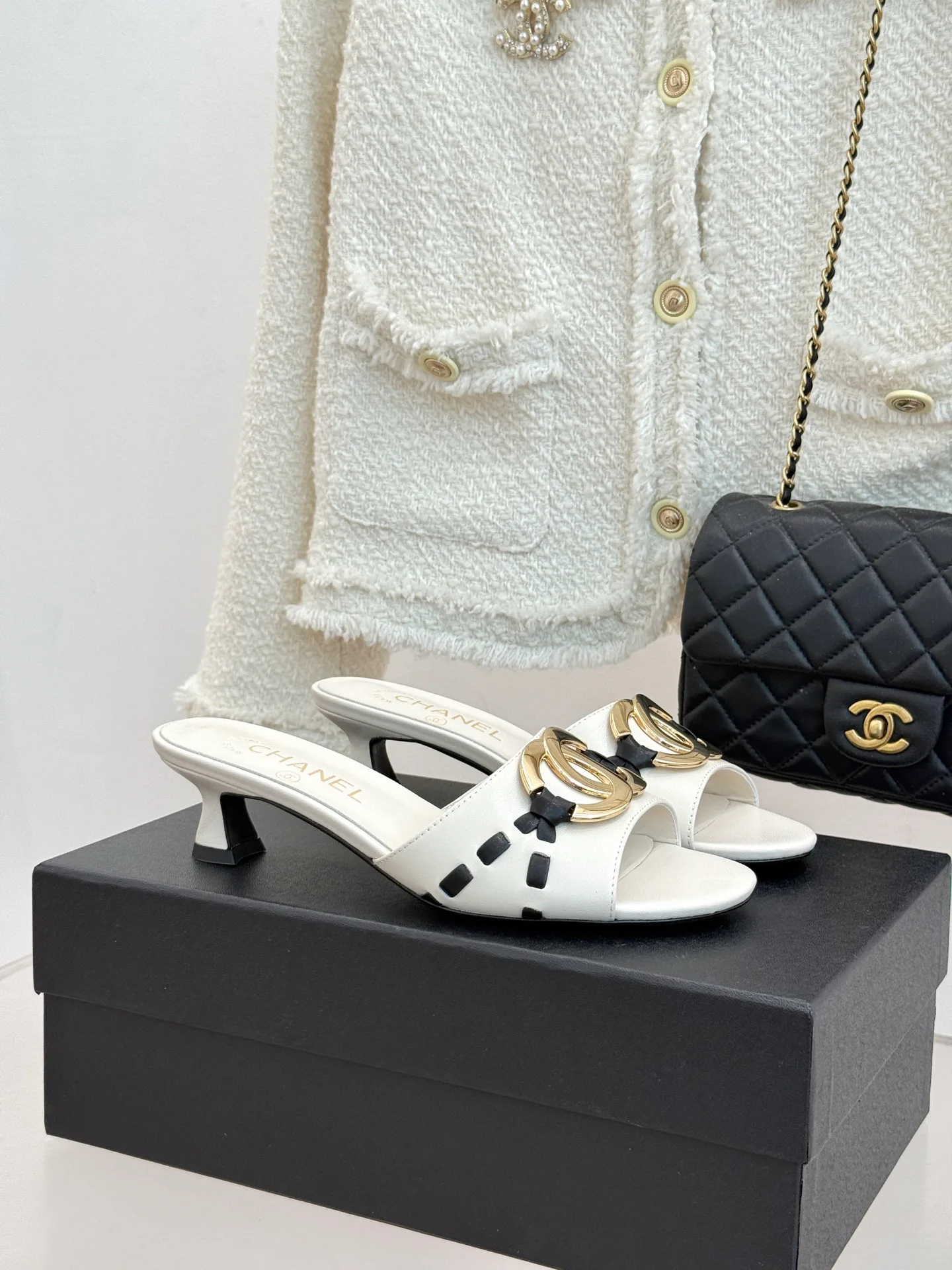 Women's Open-Toe Sandals CHANEL 17025707