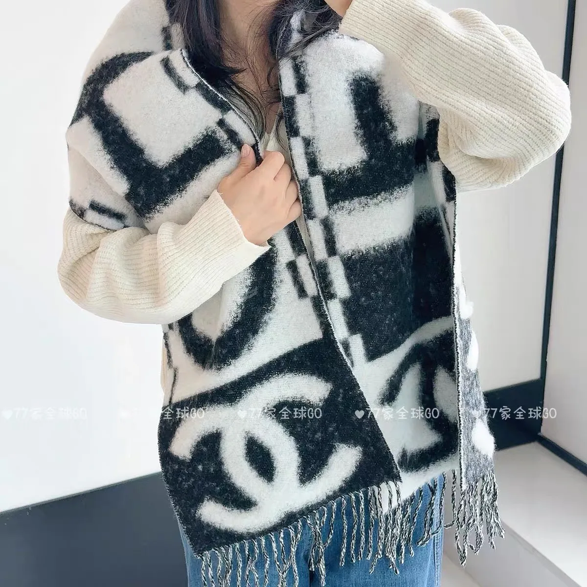 Scarves CHANEL 18322567