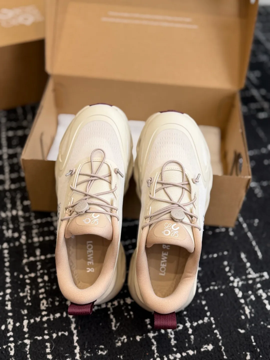 Women's Sneakers LOEWE 18139549