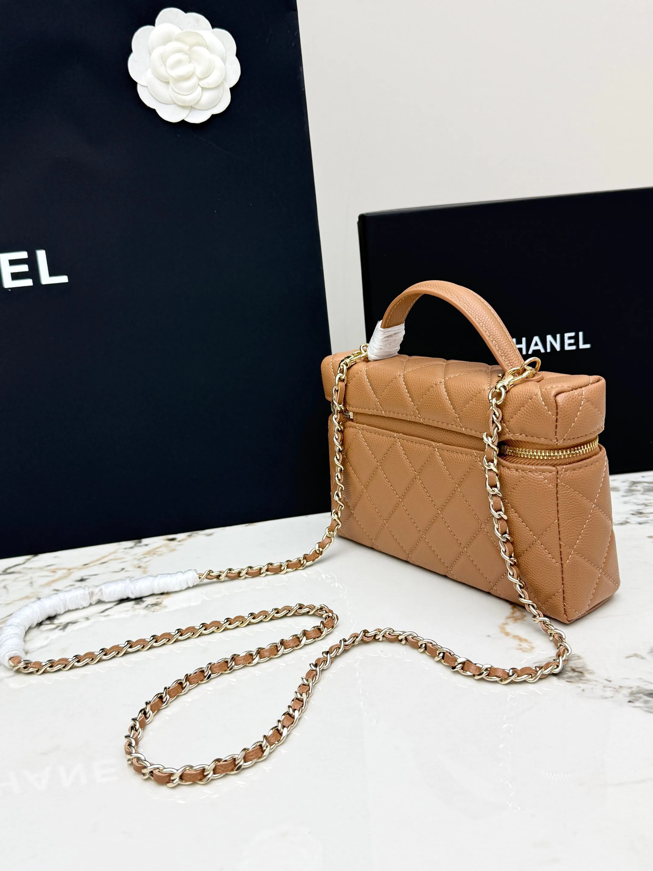 Women's Classic Handbags CHANEL 17949112