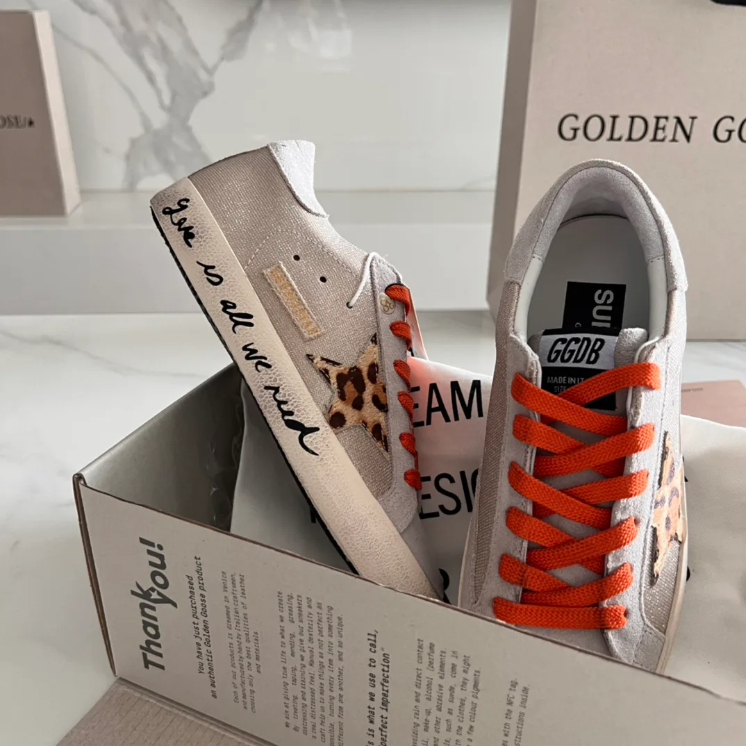 Women's Sneakers GOLDEN GOOSE 16995661