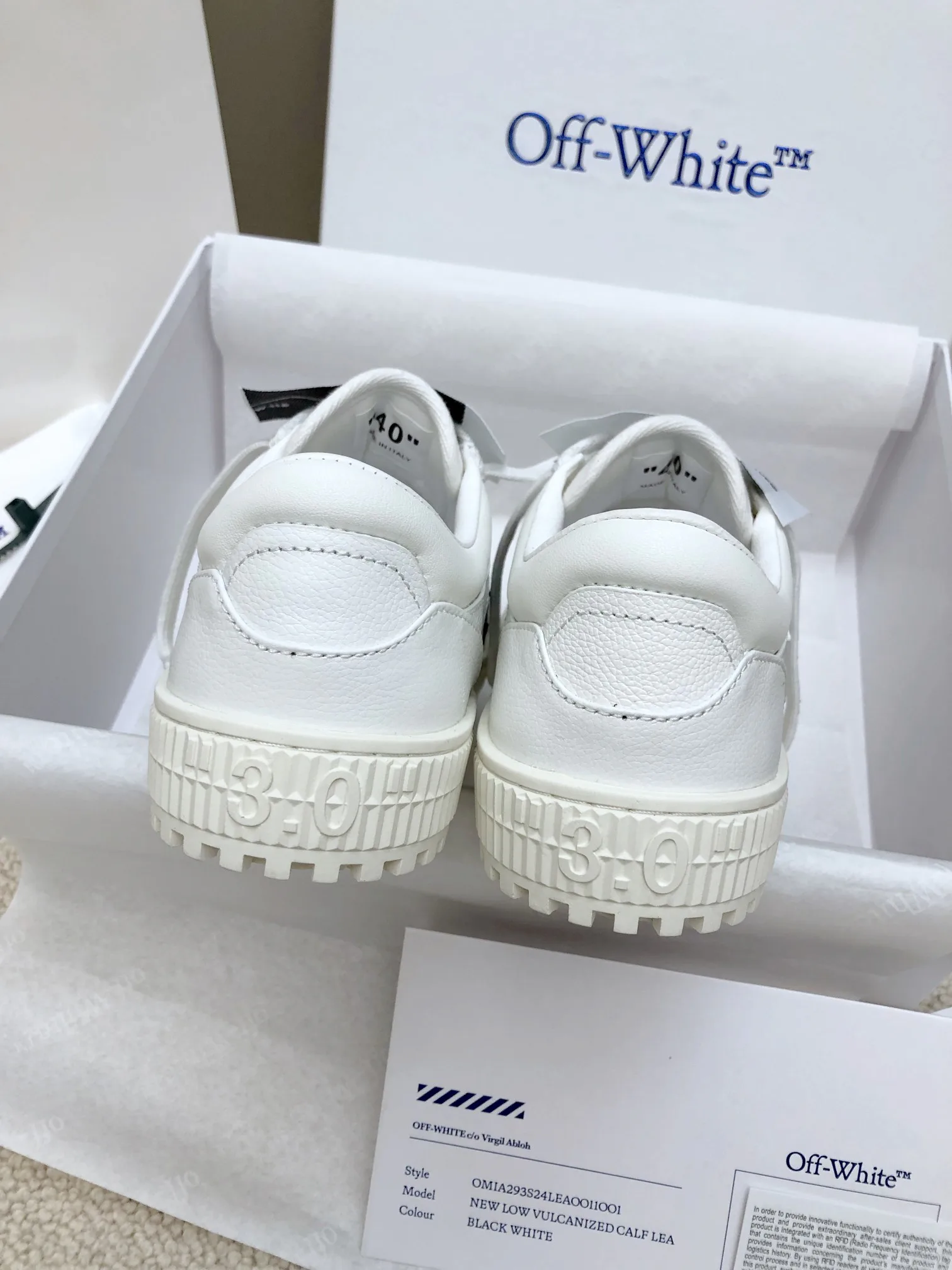 Women's Sneakers OFF-WHITE 18158684
