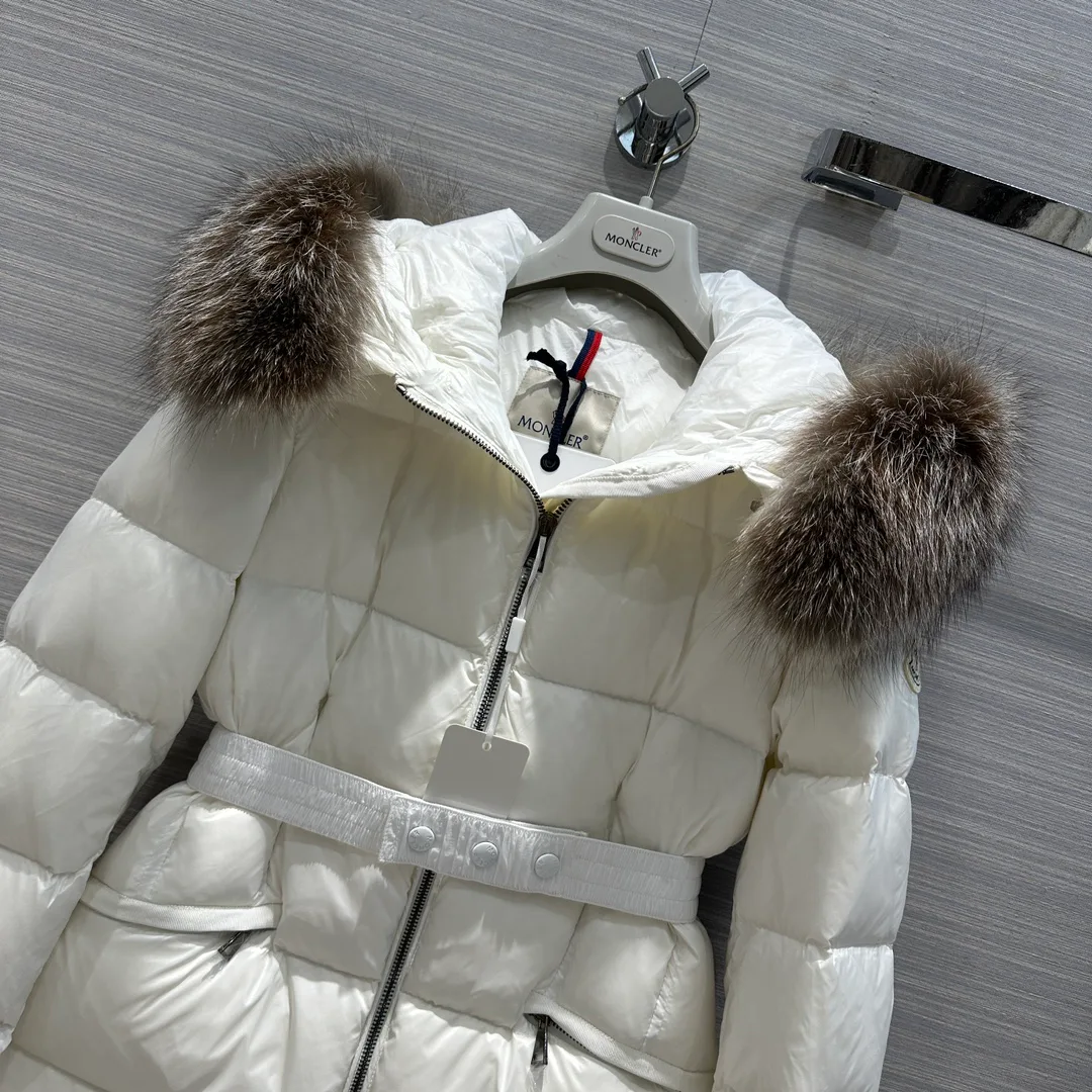 Women's Jackets And Down Jackets MONCLER 18130054