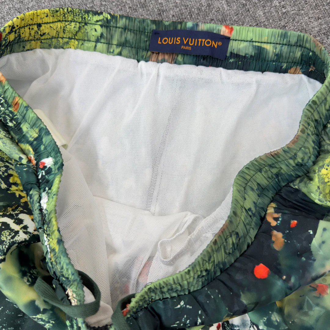 Men's Shorts LOUIS VUITTON 17371185