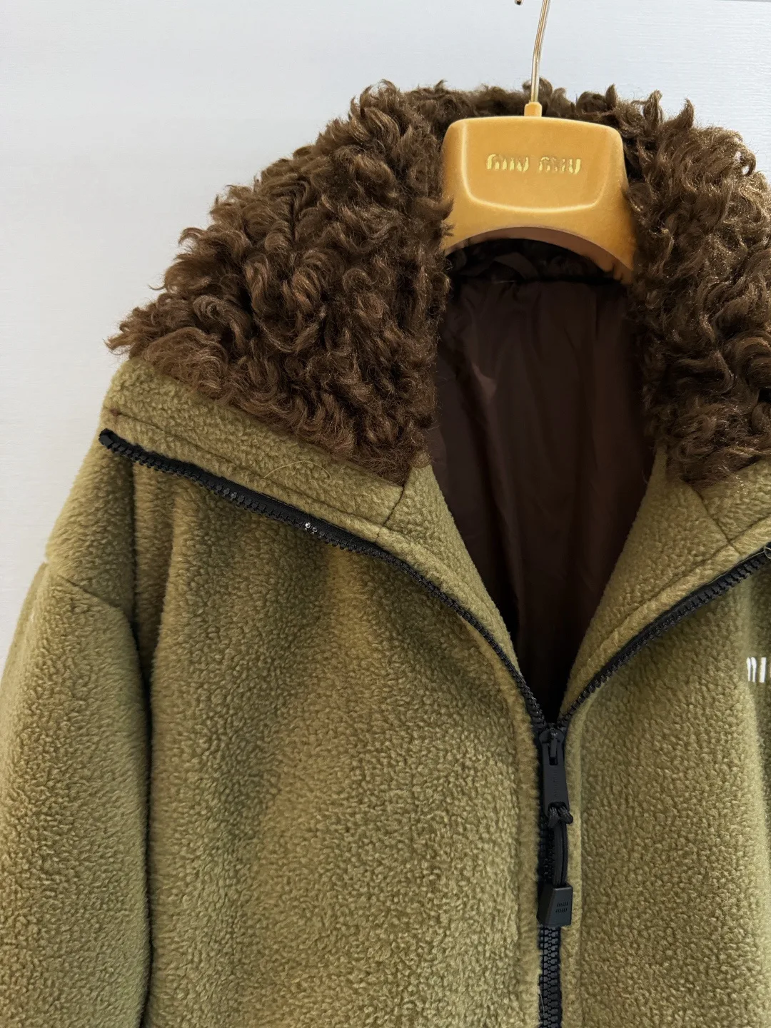 Women's Jackets And Down Jackets MIU MIU 18374101