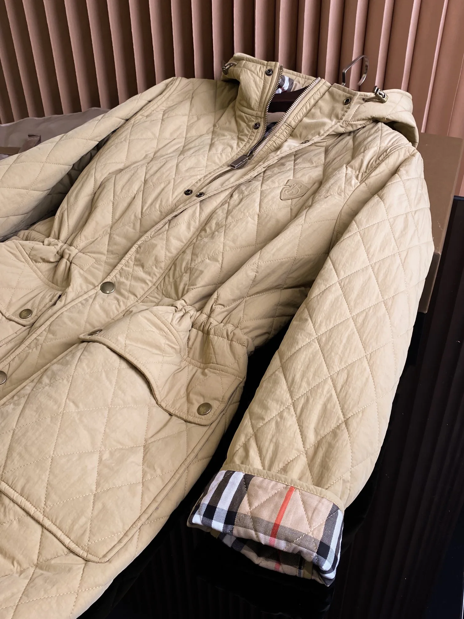 Women's Jackets And Down Jackets BURBERRY 18206350