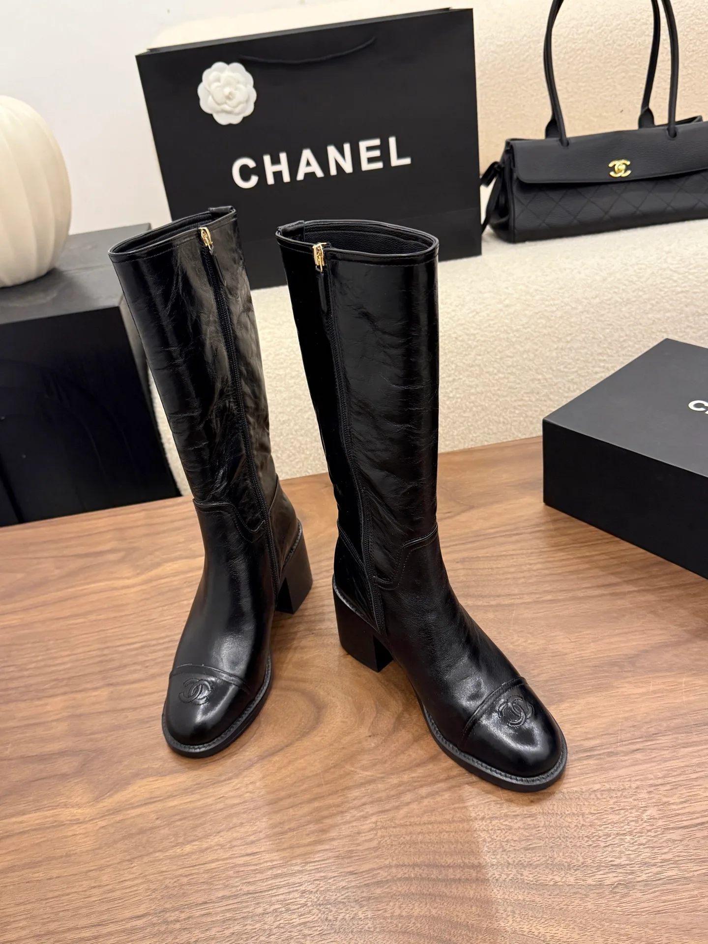 Women's Boots CHANEL 18223583