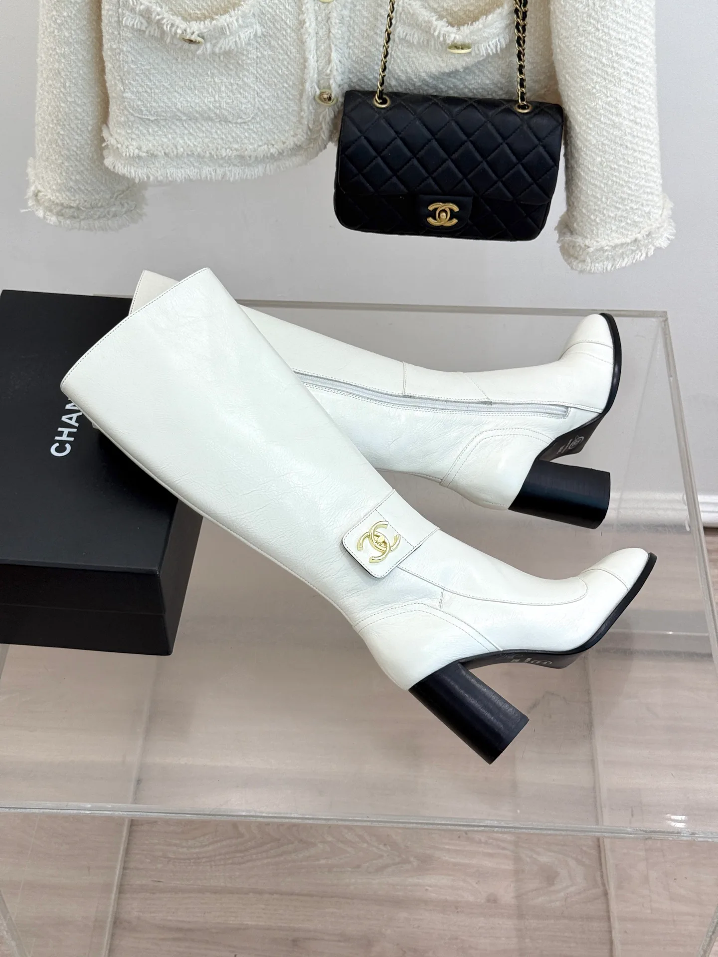 Women's Boots CHANEL 18154337