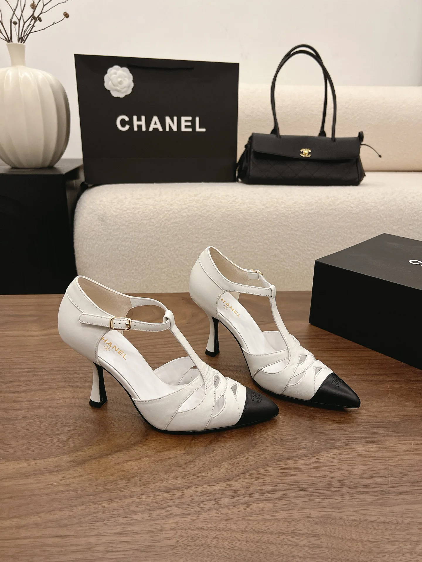 Women's Heels CHANEL 16931515